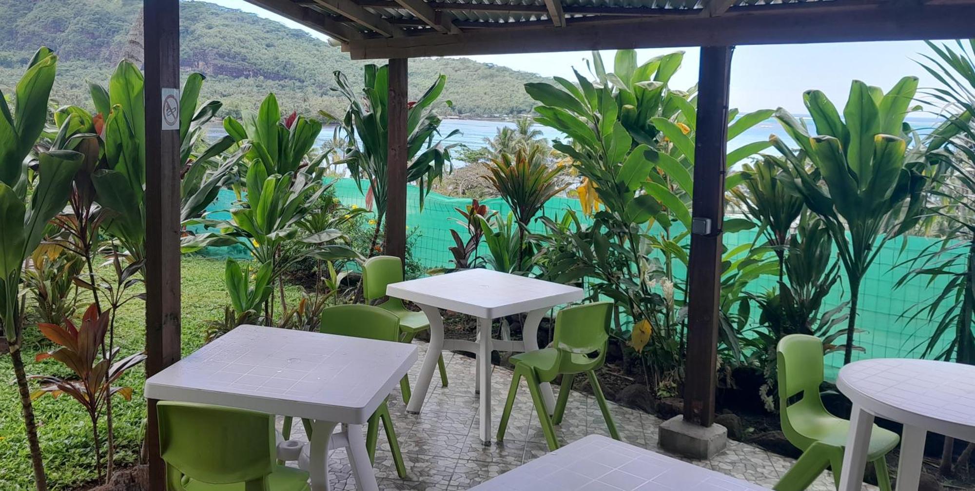 Fare Arana Moorea Guesthouse Atiha Exteriör bild