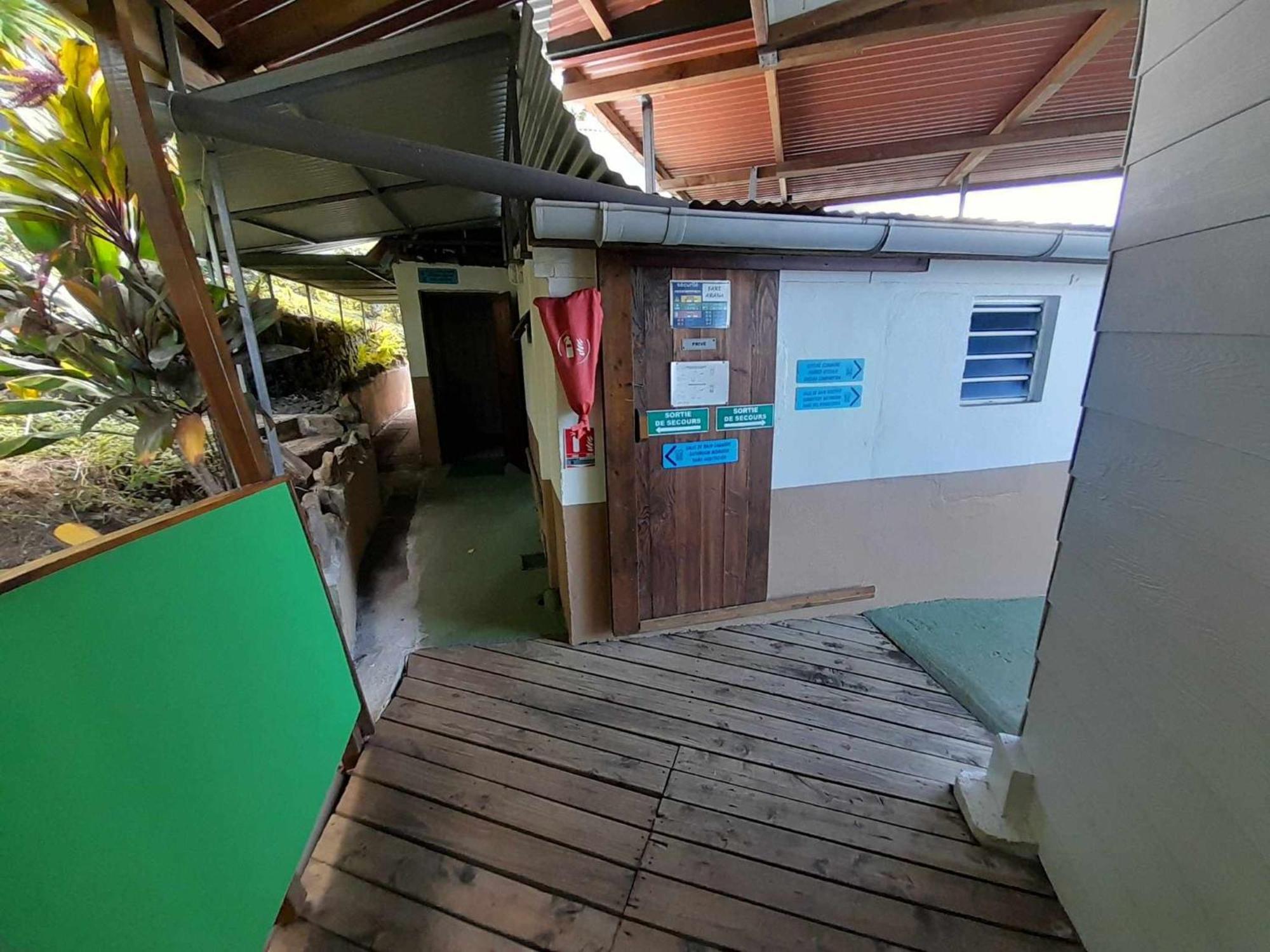 Fare Arana Moorea Guesthouse Atiha Rum bild