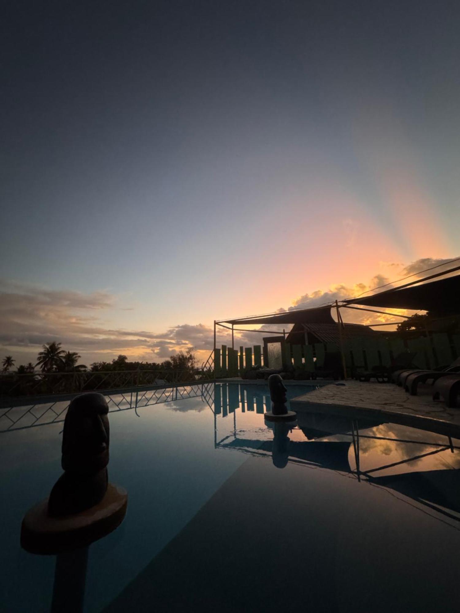 Fare Arana Moorea Guesthouse Atiha Exteriör bild